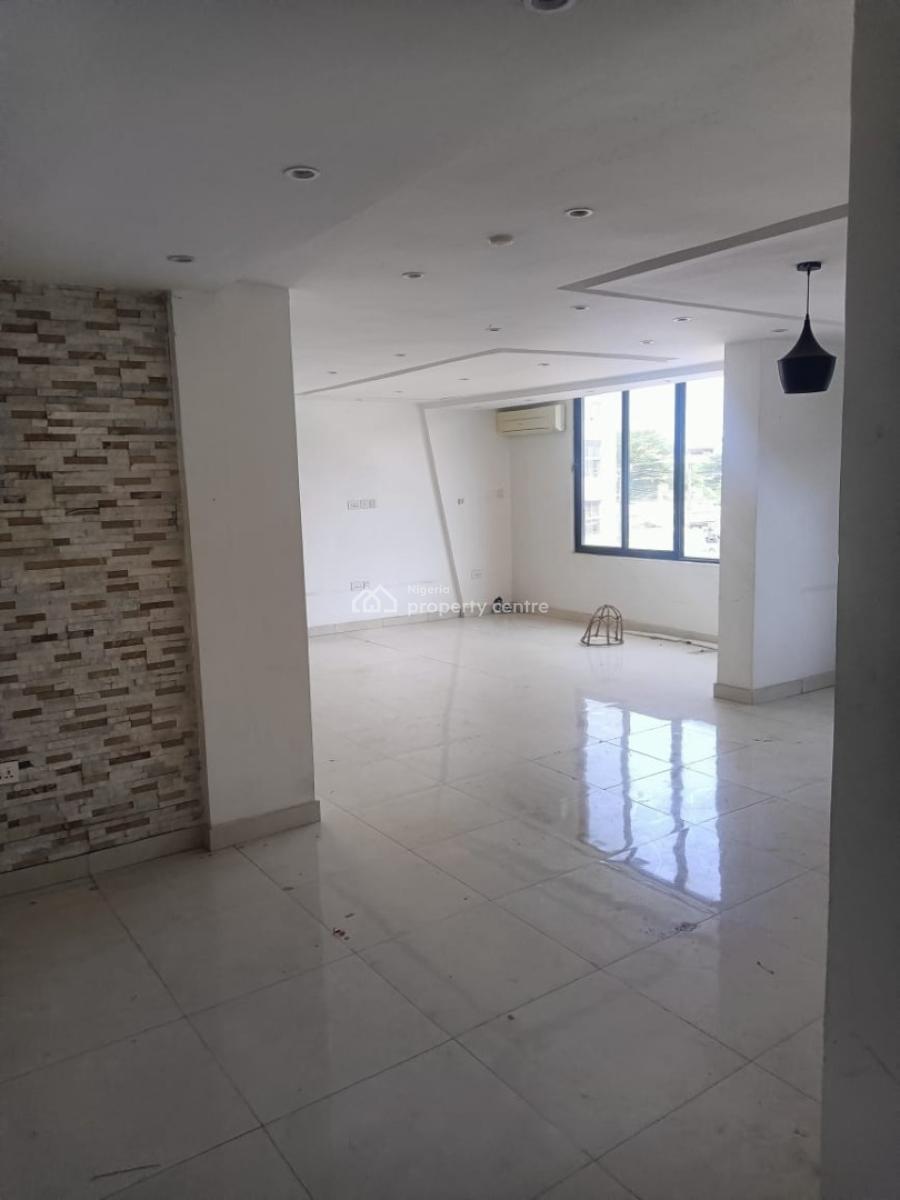 3 Bedroom Terrace, Muriokunla Street, Victoria Island (vi), Lagos, Flat / Apartment for Rent