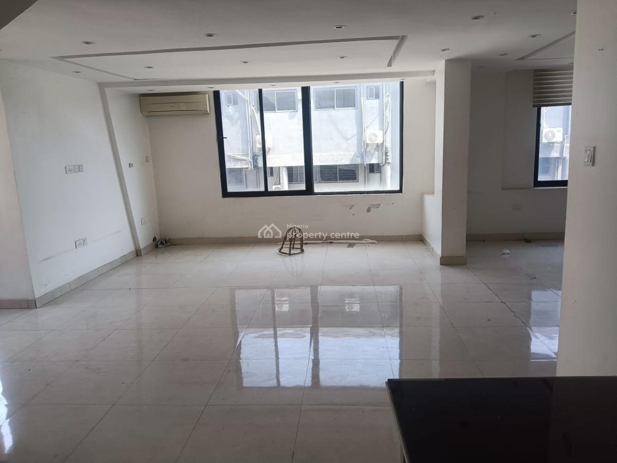 3 Bedroom Terrace, Muriokunla Street, Victoria Island (vi), Lagos, Flat / Apartment for Rent