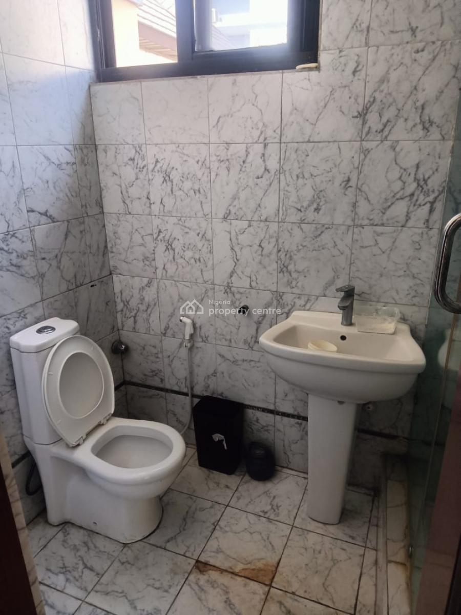 3 Bedroom Terrace, Muriokunla Street, Victoria Island (vi), Lagos, Flat / Apartment for Rent