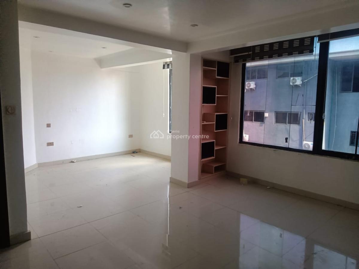 3 Bedroom Terrace, Muriokunla Street, Victoria Island (vi), Lagos, Flat / Apartment for Rent