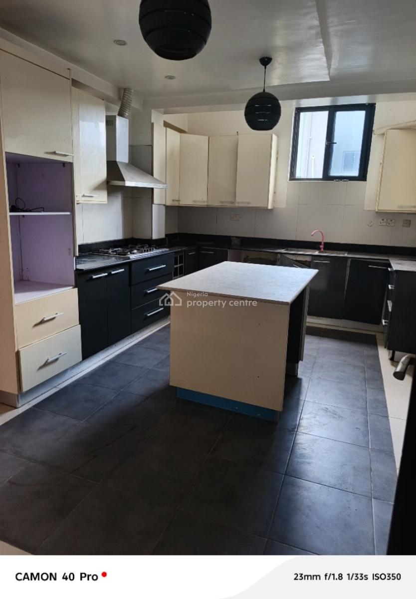 3 Bedroom Terrace, Muriokunla Street, Victoria Island (vi), Lagos, Flat / Apartment for Rent