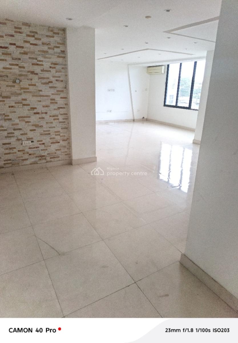 3 Bedroom Terrace, Muriokunla Street, Victoria Island (vi), Lagos, Flat / Apartment for Rent