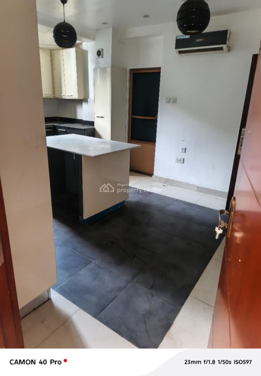 3 Bedroom Terrace, Muriokunla Street, Victoria Island (vi), Lagos, Flat / Apartment for Rent