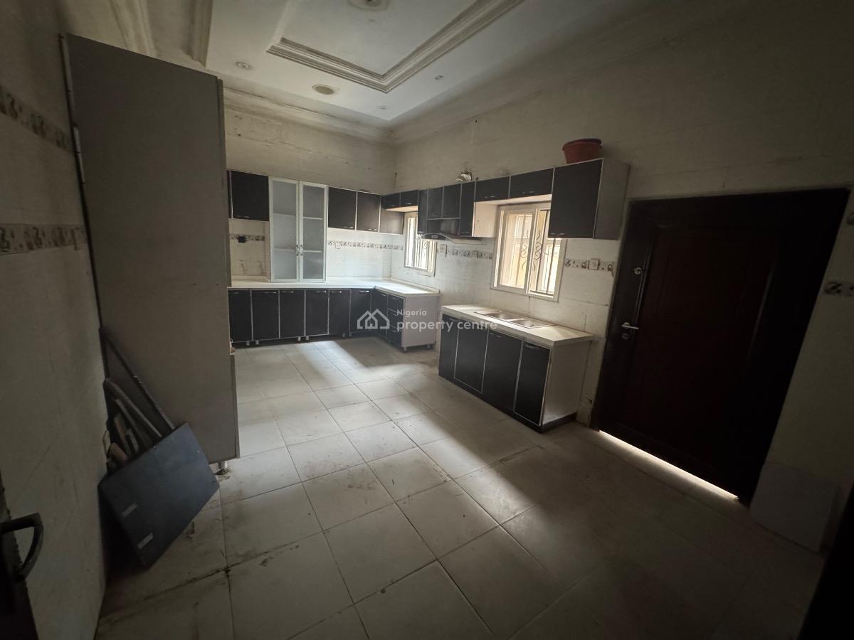 a 6 Bedroom Fully Detached House with 2 Bq, Lekki Phase 1, Lekki, Lagos, Detached Duplex for Rent