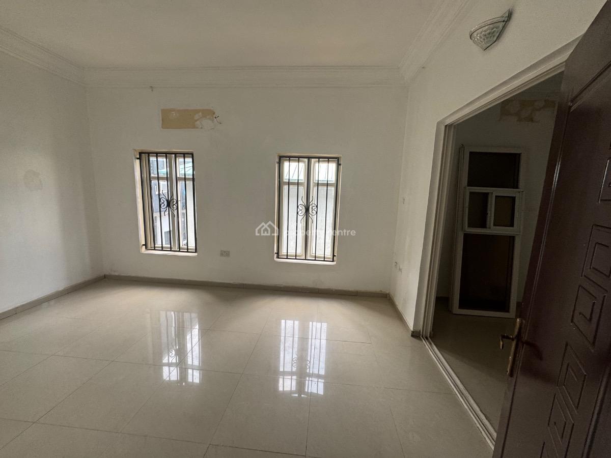 a 6 Bedroom Fully Detached House with 2 Bq, Lekki Phase 1, Lekki, Lagos, Detached Duplex for Rent