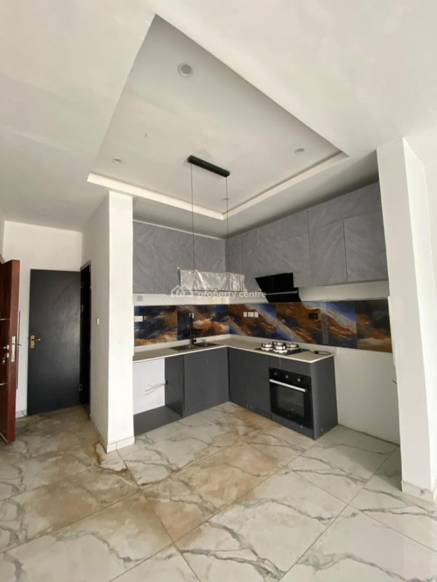 2 Bedroom Apartment, Ologolo, Lekki, Lagos, Flat / Apartment for Rent