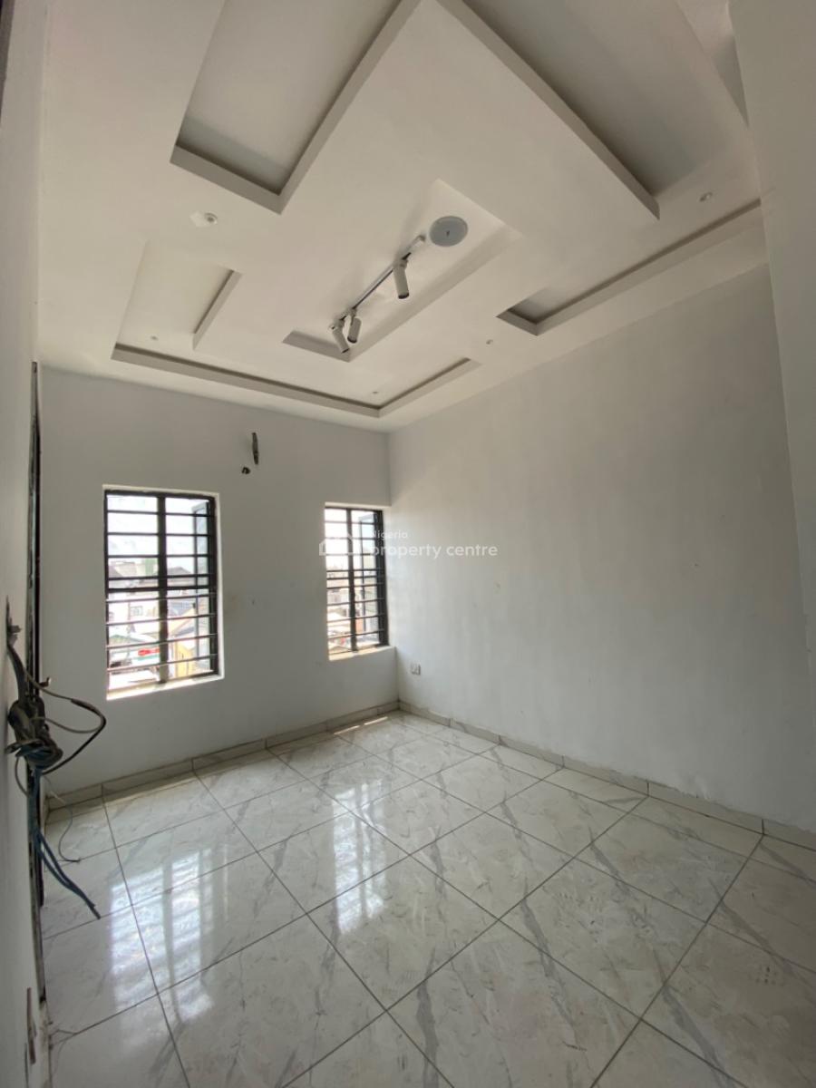 2 Bedroom Apartment, Ologolo, Lekki, Lagos, Flat / Apartment for Rent