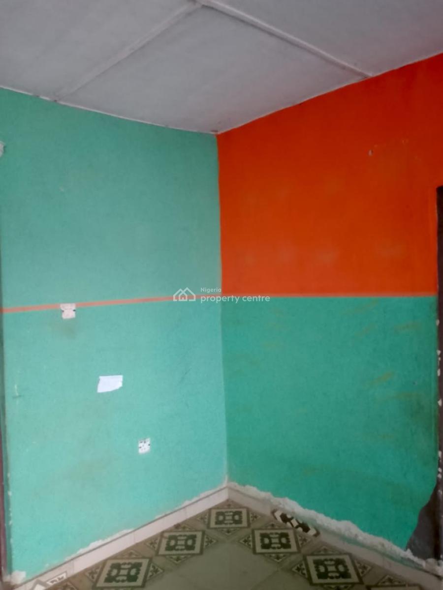 a Clean 2 Bedroom Flat, Lucky Fiber Road, Ikorodu, Lagos, Flat / Apartment for Rent