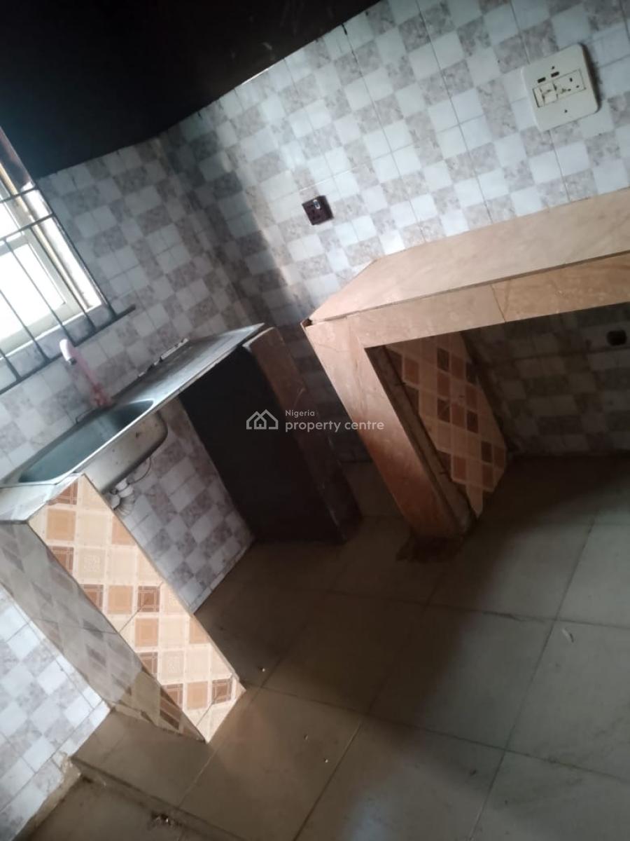 a Clean 2 Bedroom Flat, Lucky Fiber Road, Ikorodu, Lagos, Flat / Apartment for Rent