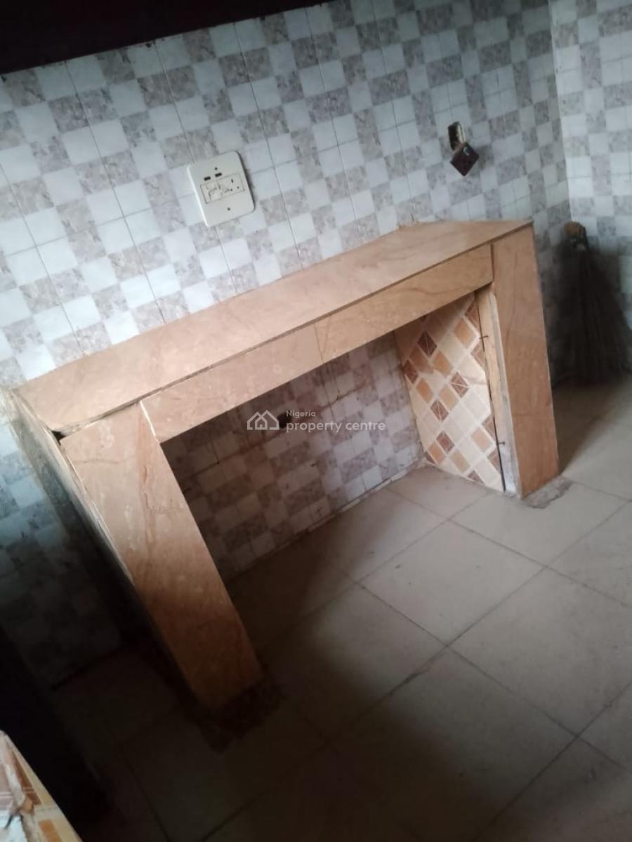 a Clean 2 Bedroom Flat, Lucky Fiber Road, Ikorodu, Lagos, Flat / Apartment for Rent