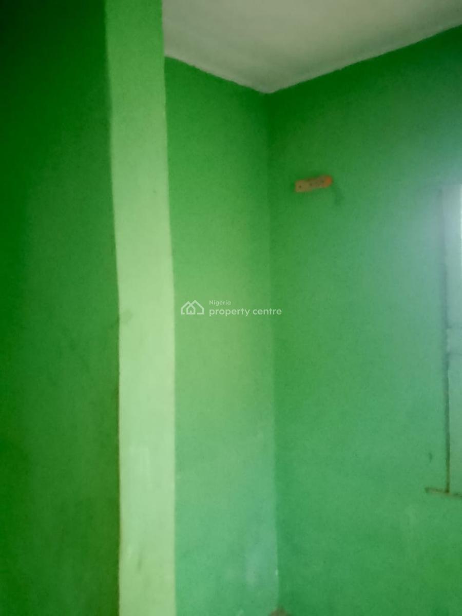 a Clean 2 Bedroom Flat, Lucky Fiber Road, Ikorodu, Lagos, Flat / Apartment for Rent