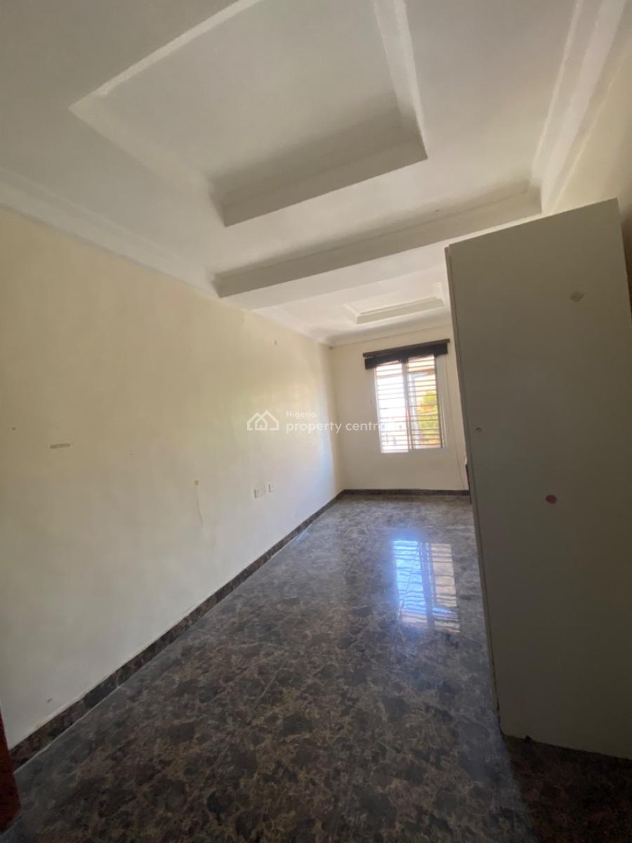 Shared Apartment, Ologolo Estate, Lekki, Lagos, Self Contain (single Rooms) for Rent