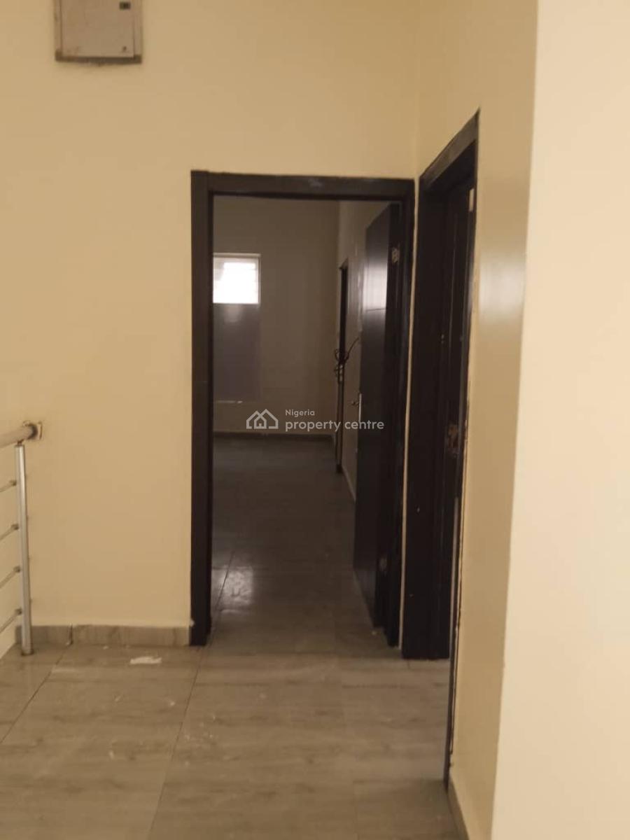 Exquisite 4 Bedroom Semi-detached Duplex with Bq, Chevron, Lekki, Lagos, Semi-detached Duplex for Rent