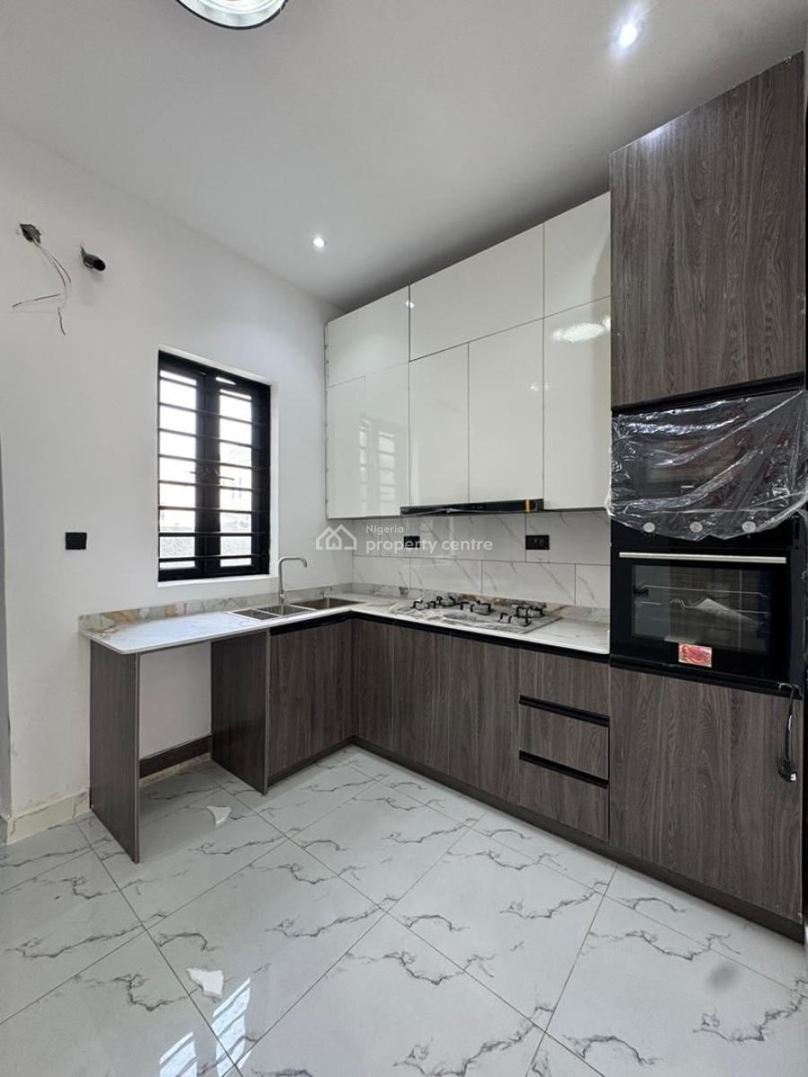 Fully Serviced and Spacious 4 Bedroom Duplex with Bq on 2 Floors, Orchid, Lekki, Lagos, Terraced Duplex for Sale