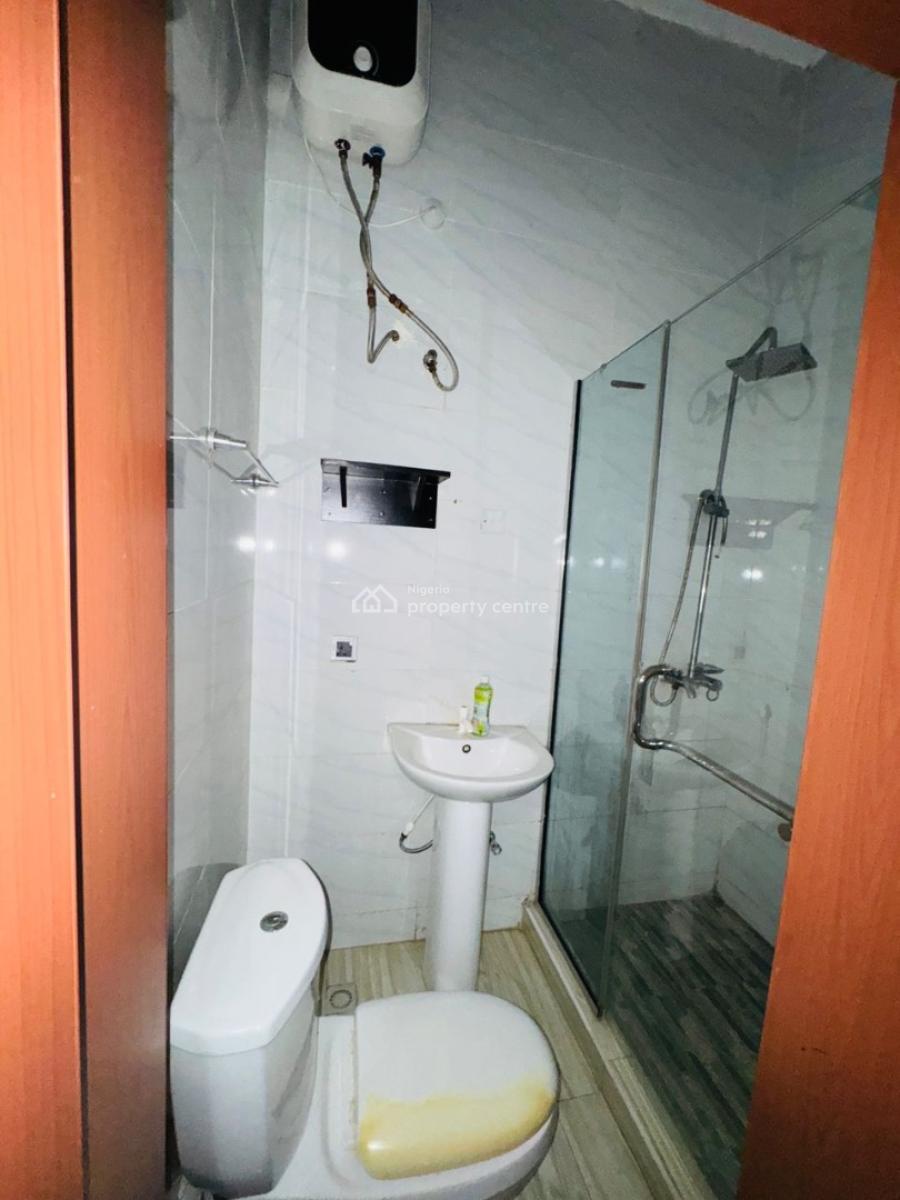 Single Room in a Shared Apartment Bedroom, Chevron, Agungi, Lekki, Lagos, Self Contain (single Rooms) for Rent