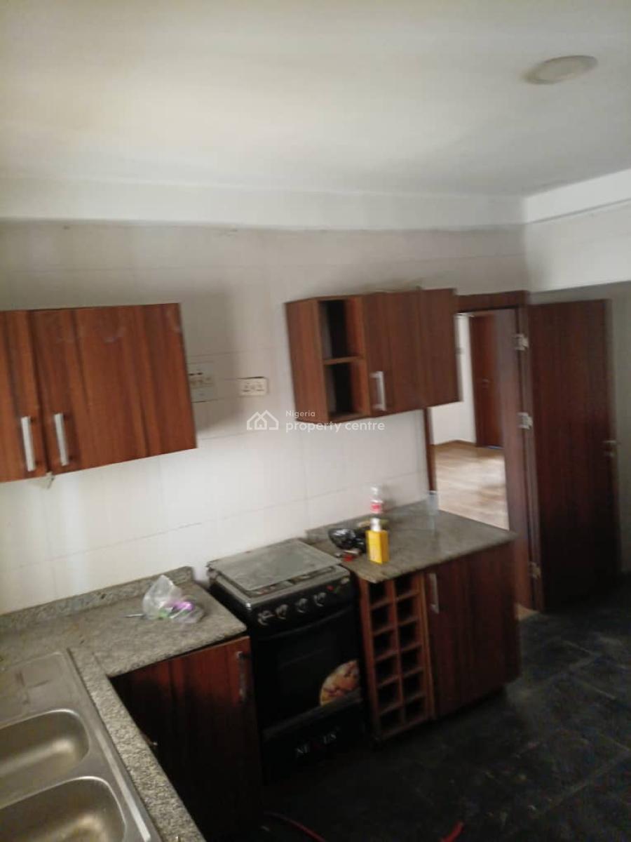 3 Bedroom Apartment, Ologolo Estate, Lekki, Lagos, Flat / Apartment for Rent