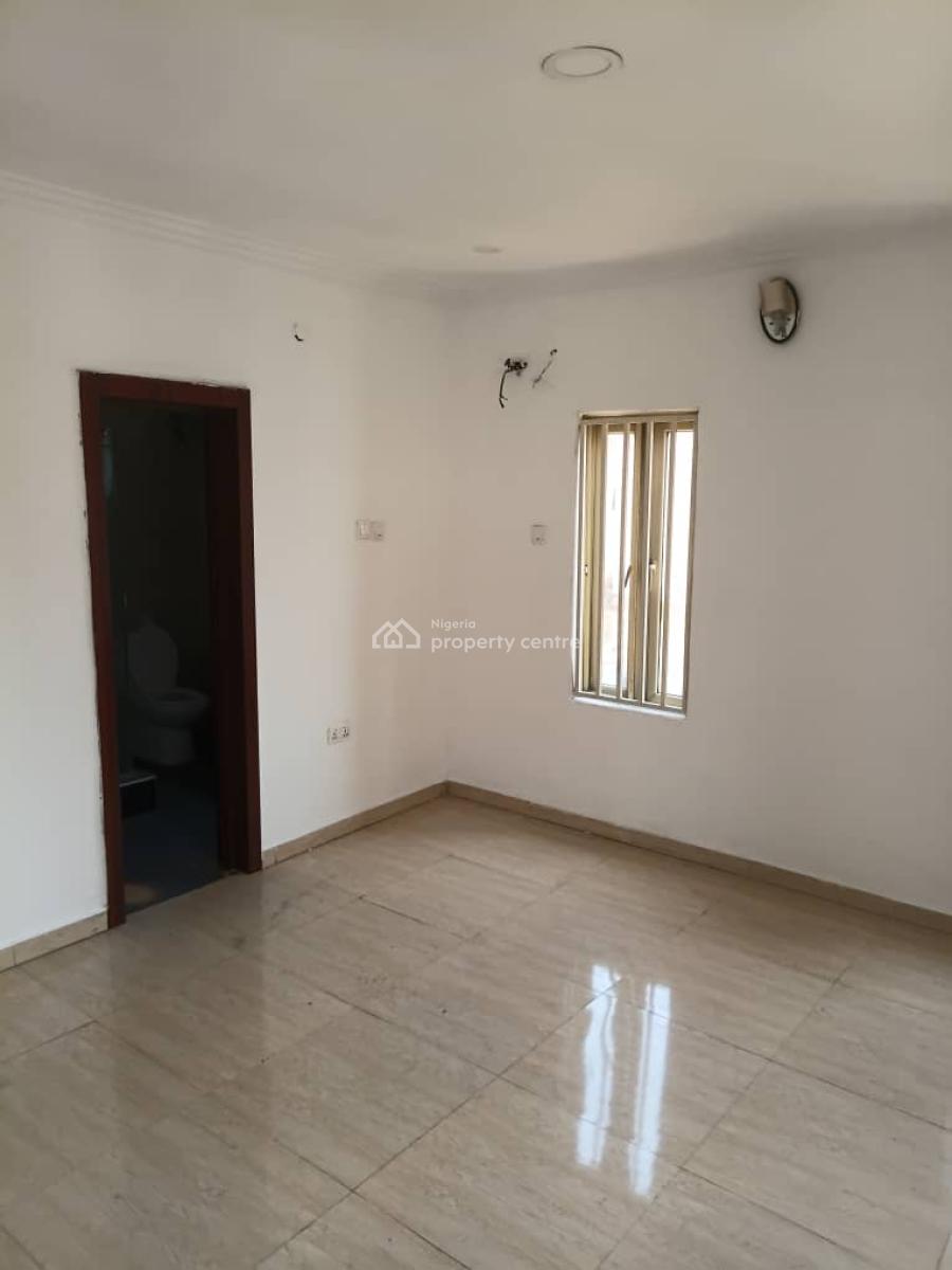 3 Bedroom Apartment, Ologolo Estate, Lekki, Lagos, Flat / Apartment for Rent