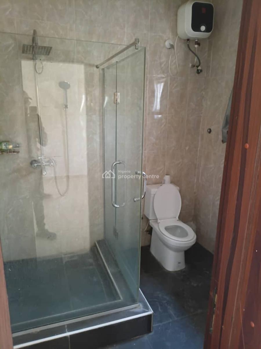 3 Bedroom Apartment, Ologolo Estate, Lekki, Lagos, Flat / Apartment for Rent
