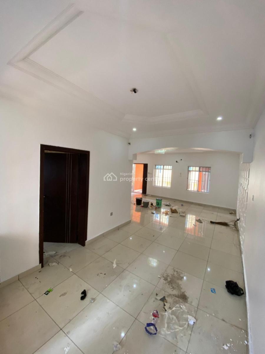 Newly Renovated Spacious 2 Bedroom Apartment Upstairss, Bera Estate, Lekki, Lagos, Flat / Apartment for Rent