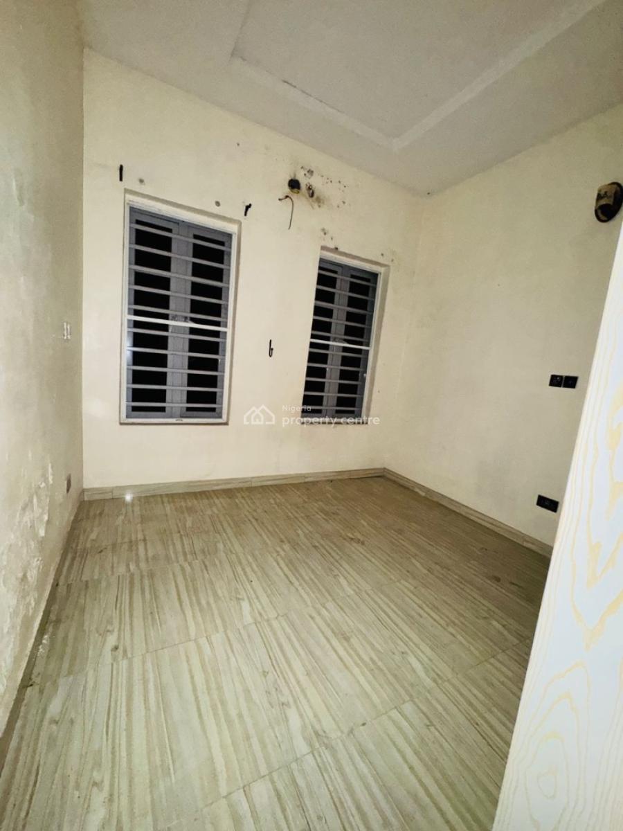 Spacious Room (upstairs), Chevron, Lekki, Lagos, Self Contain (single Rooms) for Rent