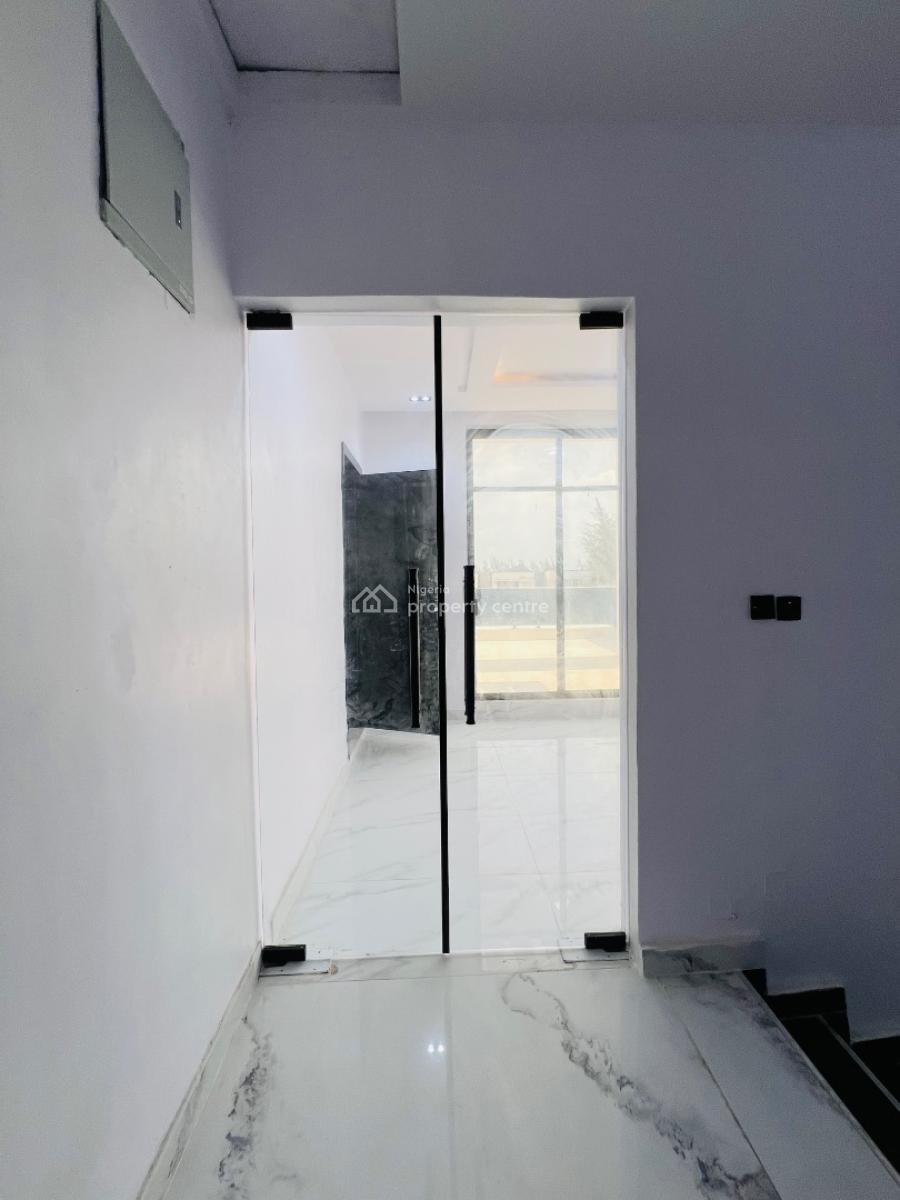 5 Bedroom & Bq, Ikota, Lekki, Lagos, Detached Duplex for Sale