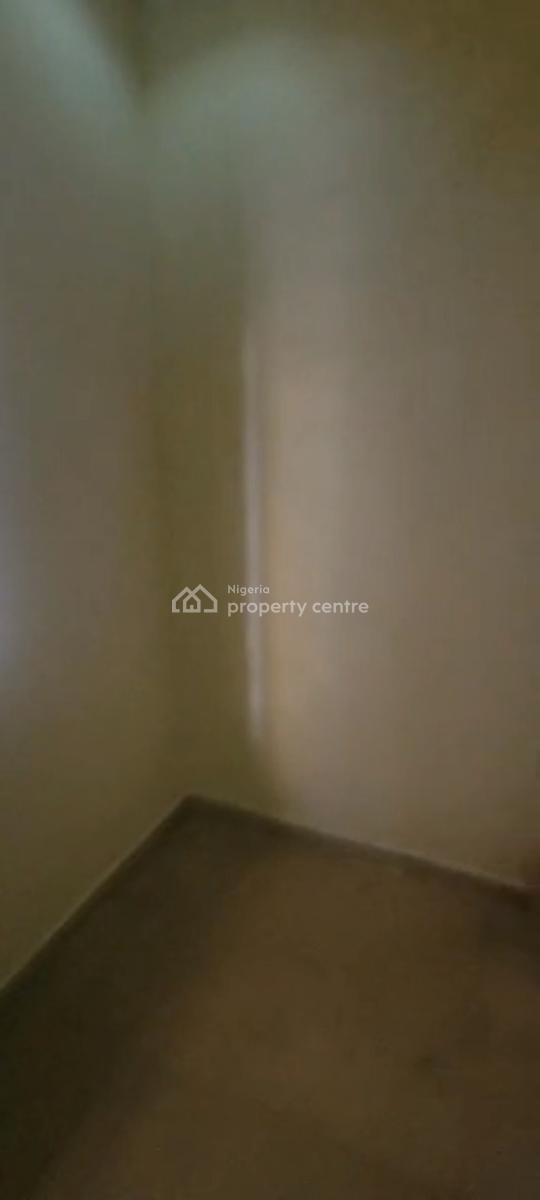 Mini Flat Available, Close to Maryland Cantonment, Onigbongbo, Maryland, Lagos, Mini Flat (room and Parlour) for Rent