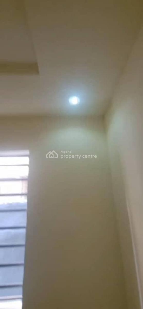 Mini Flat Available, Close to Maryland Cantonment, Onigbongbo, Maryland, Lagos, Mini Flat (room and Parlour) for Rent