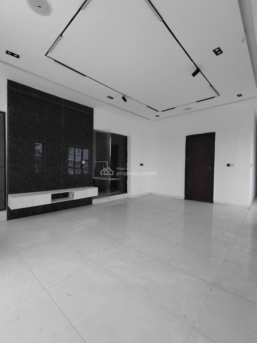 5 Bedroom Fully Detached Duplex with Bq, By Second Toll-gate, Lekki, Lagos, Detached Duplex for Sale