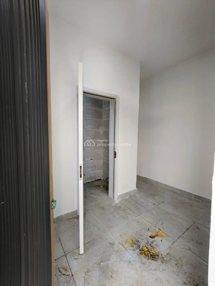 Luxury Beautifully Built 3 Bedroom Apartment Plus Bq, Off Admiralty Way, Lekki Phase 1, Lekki, Lagos, Flat / Apartment for Rent