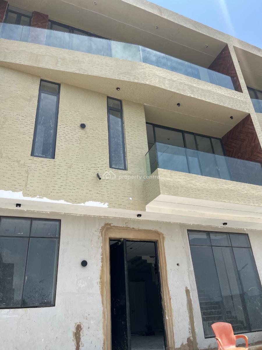 5bedroom Terrace with Bq, Lekki Phase 1, Lekki, Lagos, Terraced Duplex for Sale