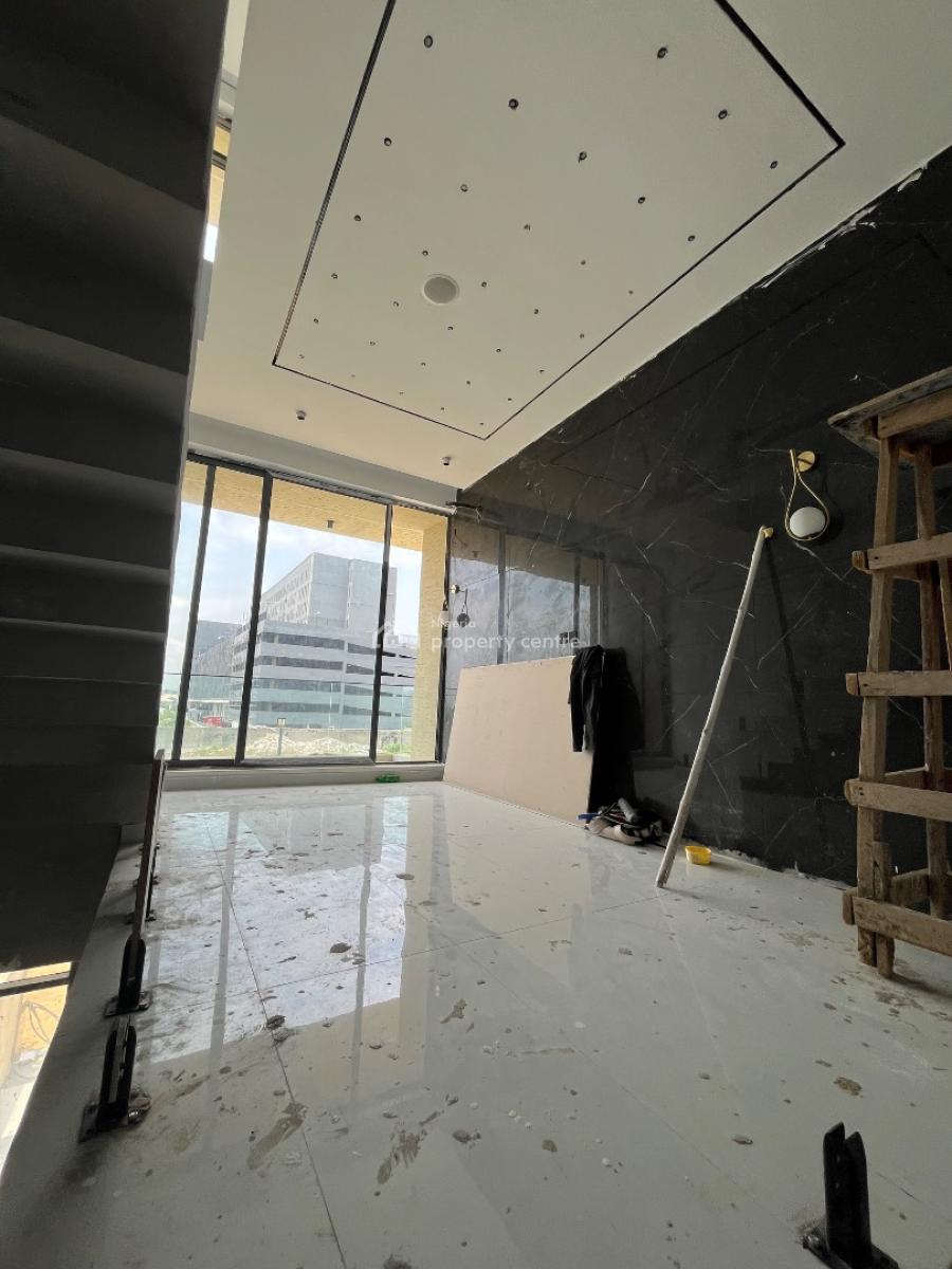 5bedroom Terrace with Bq, Lekki Phase 1, Lekki, Lagos, Terraced Duplex for Sale