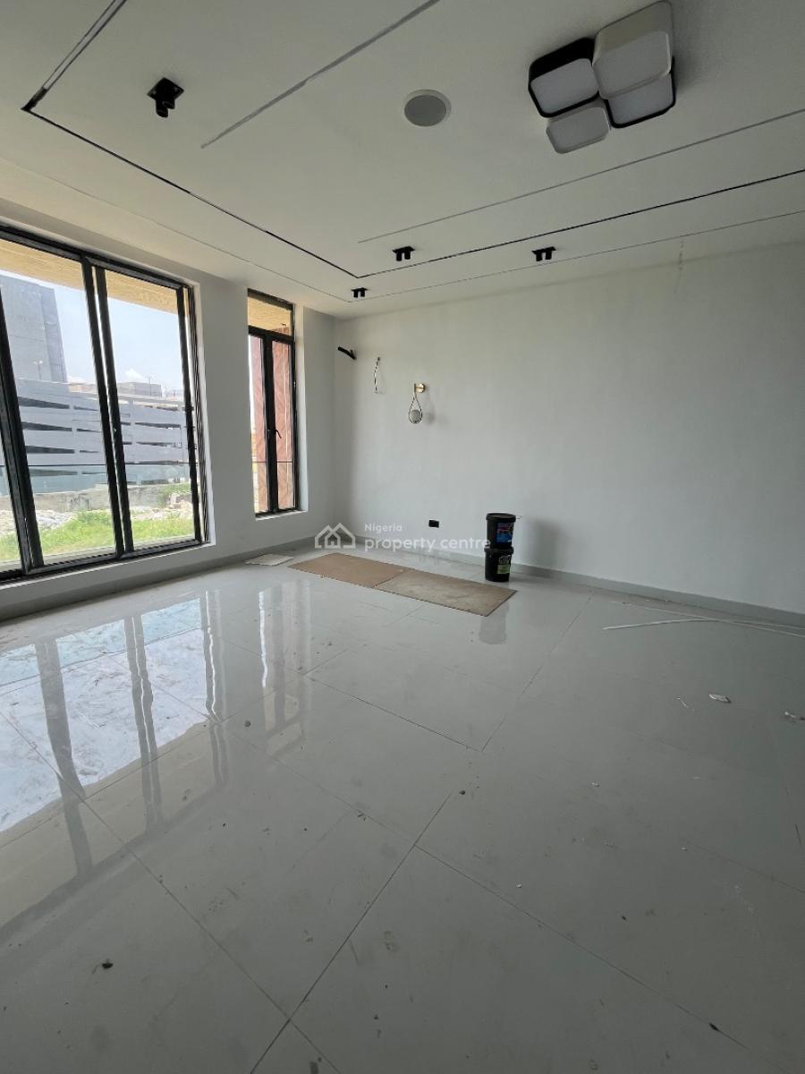 5bedroom Terrace with Bq, Lekki Phase 1, Lekki, Lagos, Terraced Duplex for Sale