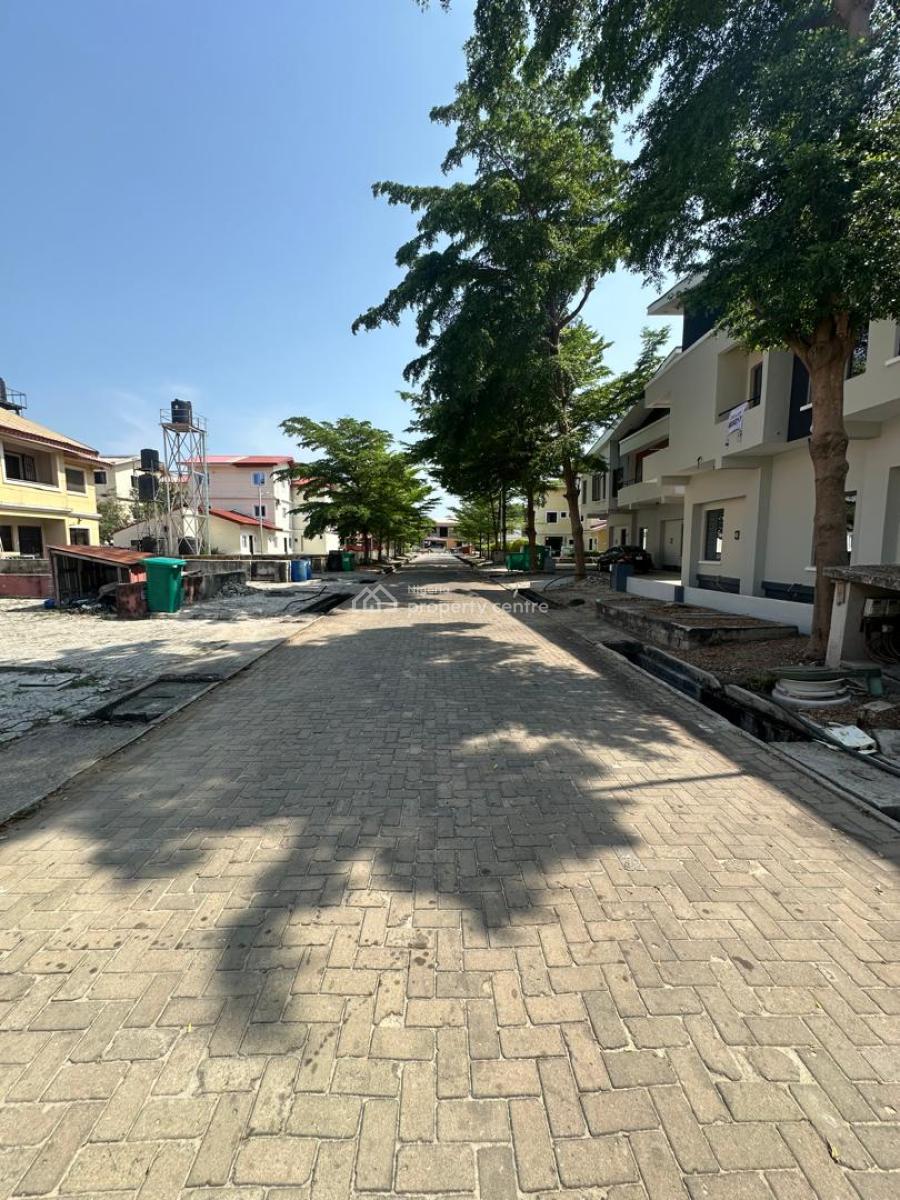 Massive Semi Detached 4 Bedroom Duplex, an Estate on Orchid Road, Lekki, Lagos, Semi-detached Duplex for Rent