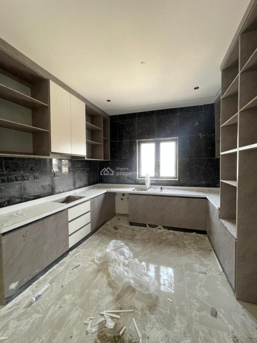 Exquisitly Built 2 Bedroom Apartment, Ikate, Lekki, Lagos, Block of Flats for Sale