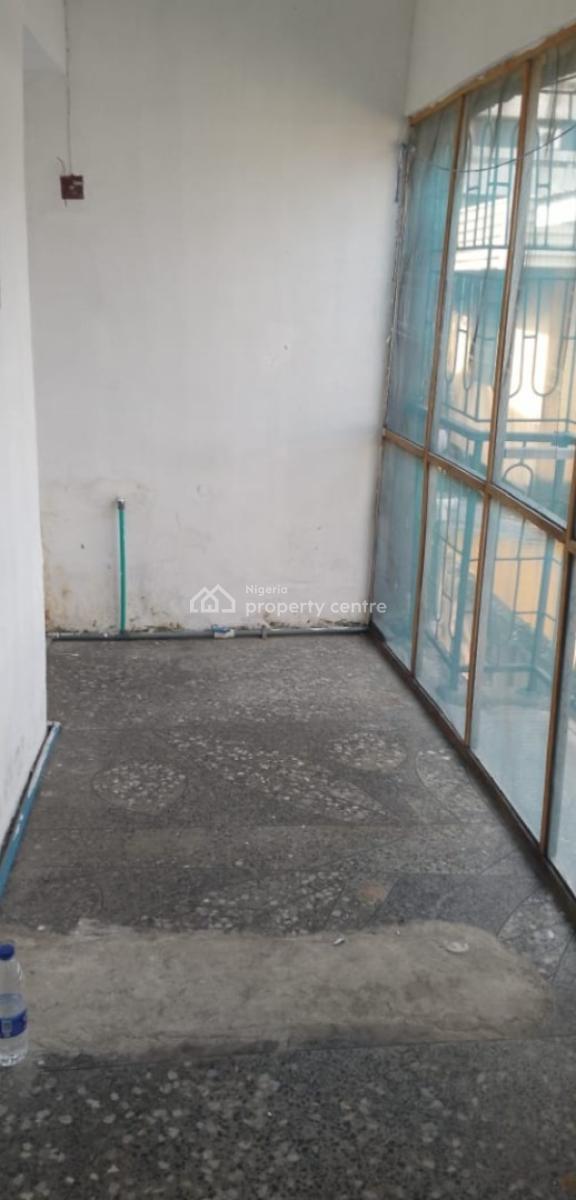 Extra-large 3 Bedroom Flat (upstairs), @ Allen Junction Roundabout, Ikeja, Allen, Ikeja, Lagos, Flat / Apartment for Rent