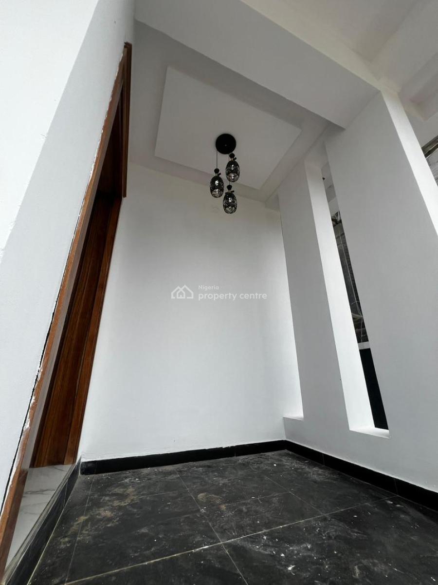 Top-notch 4 Bedroom Detached Duplex with Bq, Mowe Town, Ogun, Detached Duplex for Sale