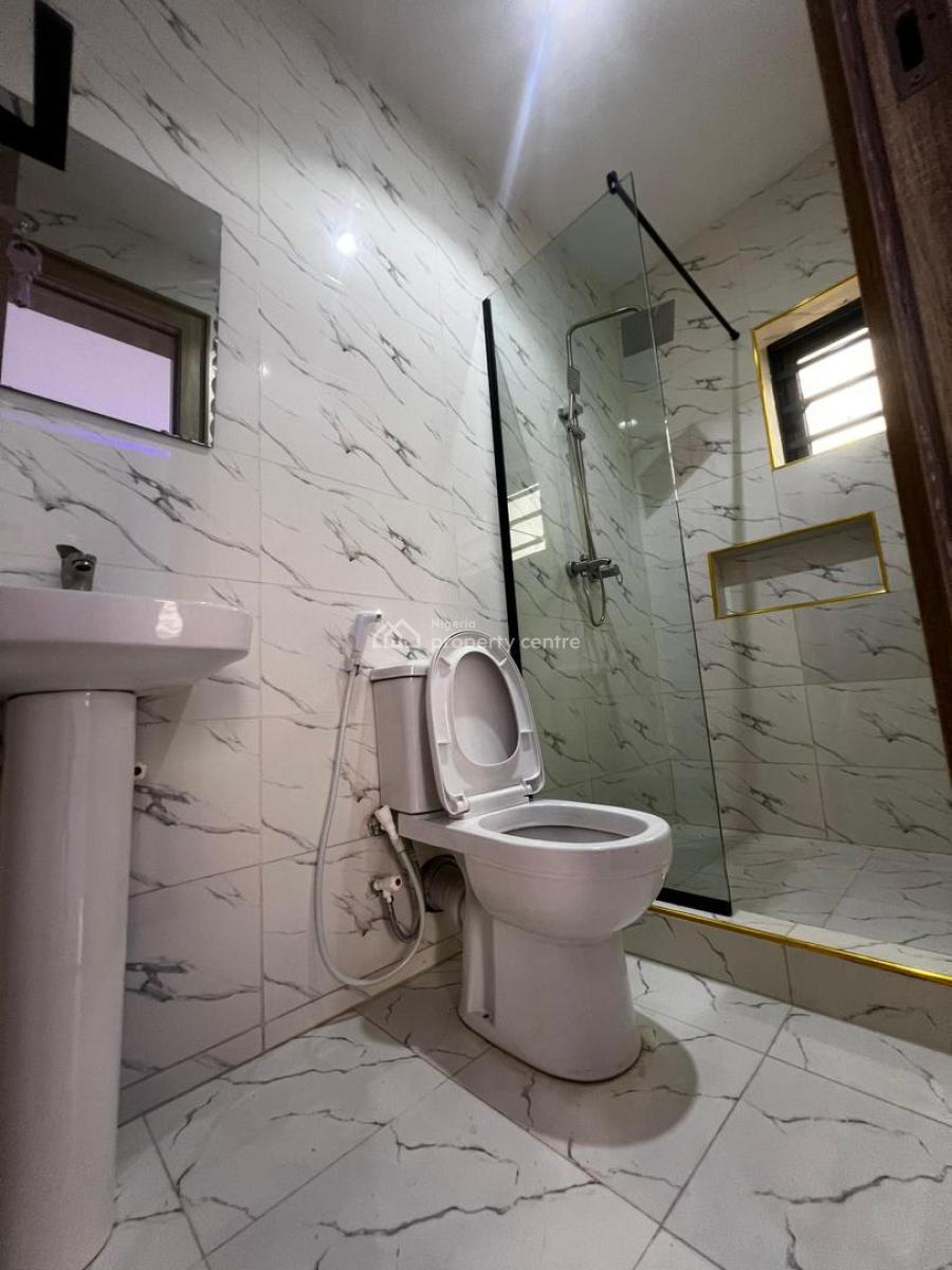 Top-notch 4 Bedroom Detached Duplex with Bq, Mowe Town, Ogun, Detached Duplex for Sale