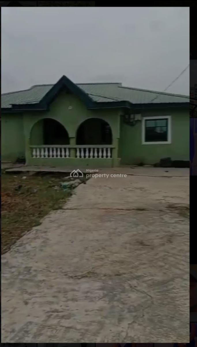 Bungalow Setback, Fenced Round with Gate, Sitting on a Full Plot, Ait Kola  Road Alagbado, Alagbado, Ifako-ijaiye, Lagos, House for Sale