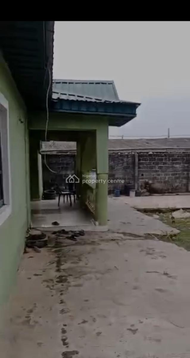 Bungalow Setback, Fenced Round with Gate, Sitting on a Full Plot, Ait Kola  Road Alagbado, Alagbado, Ifako-ijaiye, Lagos, House for Sale