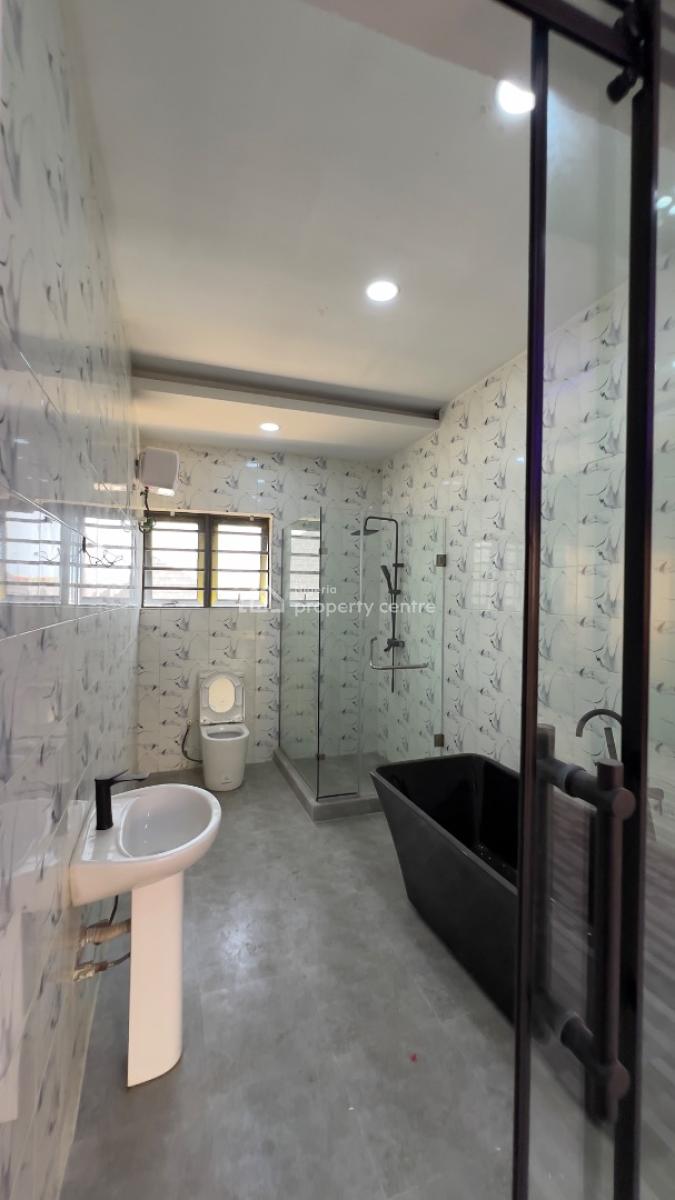 Newly Built and Well Finished 5bedroom Terrace House with Bq and Priva, Eniola Court, Van Daniels Estate, Off Orchid Road, Lekki Lagos., Lekki, Lagos, Terraced Duplex for Sale