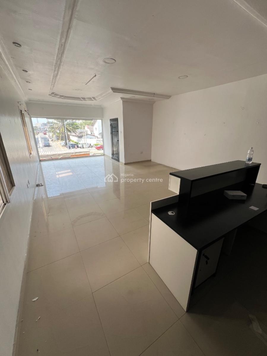 Outstanding Commercial Space on a Major Commercial Road in Lekki 1, Lekki Phase 1, Lekki, Lagos, Commercial Property for Rent