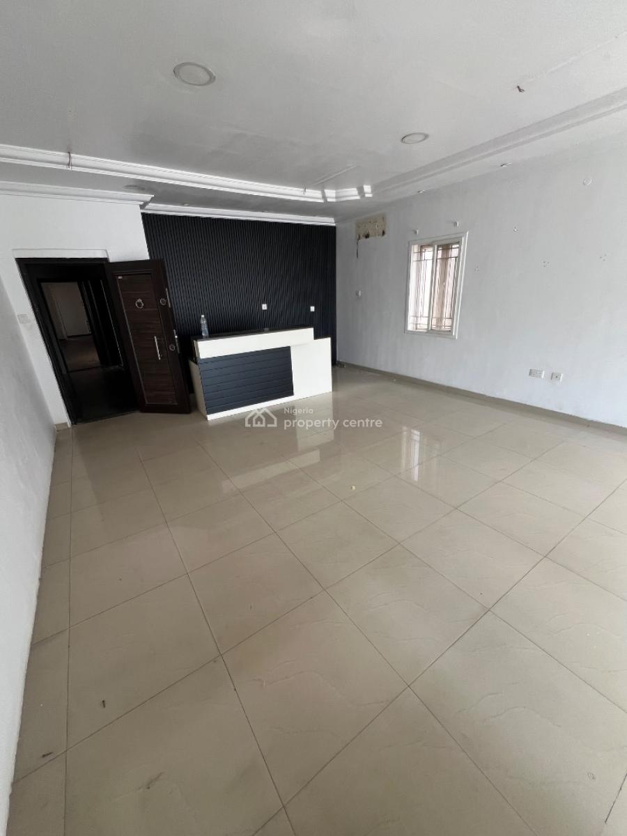 Outstanding Commercial Space on a Major Commercial Road in Lekki 1, Lekki Phase 1, Lekki, Lagos, Commercial Property for Rent