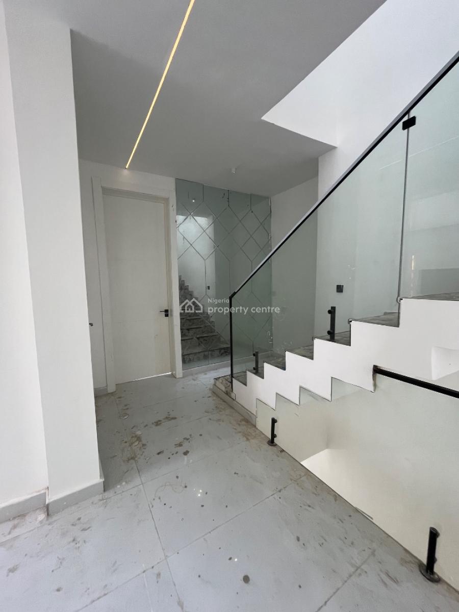 5bedroom Duplex with Bq, Lekki Phase 1, Lekki, Lagos, Detached Duplex for Sale