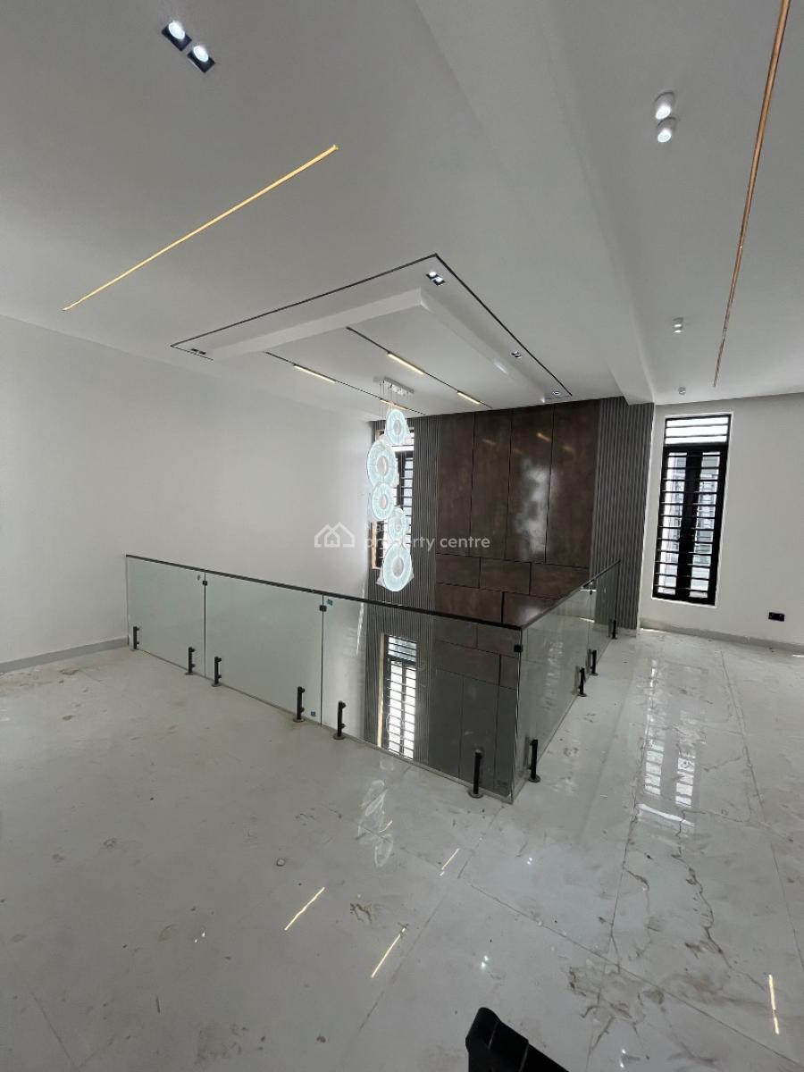 5bedroom Duplex with Bq, Lekki Phase 1, Lekki, Lagos, Detached Duplex for Sale