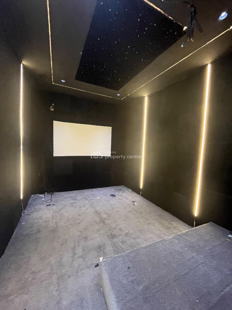 5bedroom Duplex with Bq, Lekki Phase 1, Lekki, Lagos, Detached Duplex for Sale