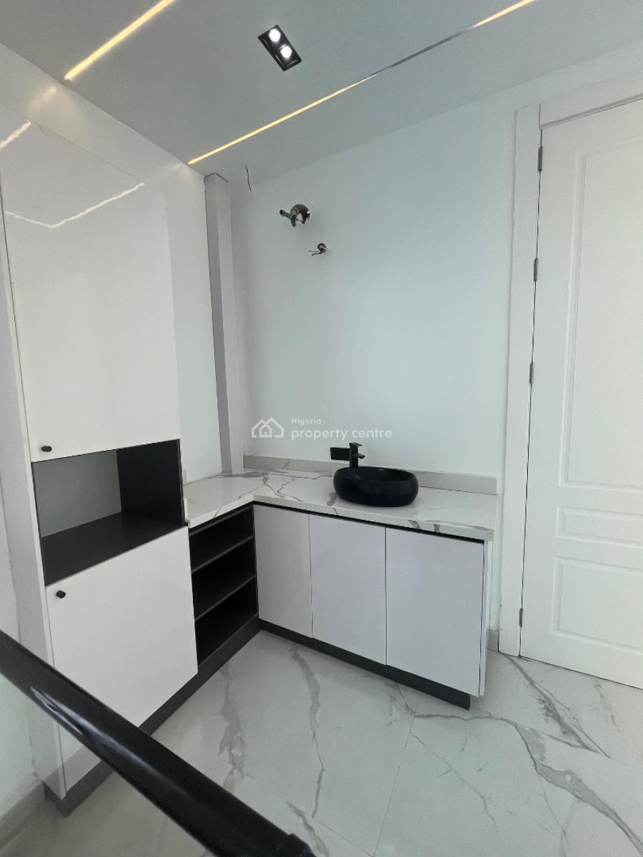 5 Bedroom Fully Detached Duplex, Lekki Phase 1, Lekki, Lagos, Detached Duplex for Sale