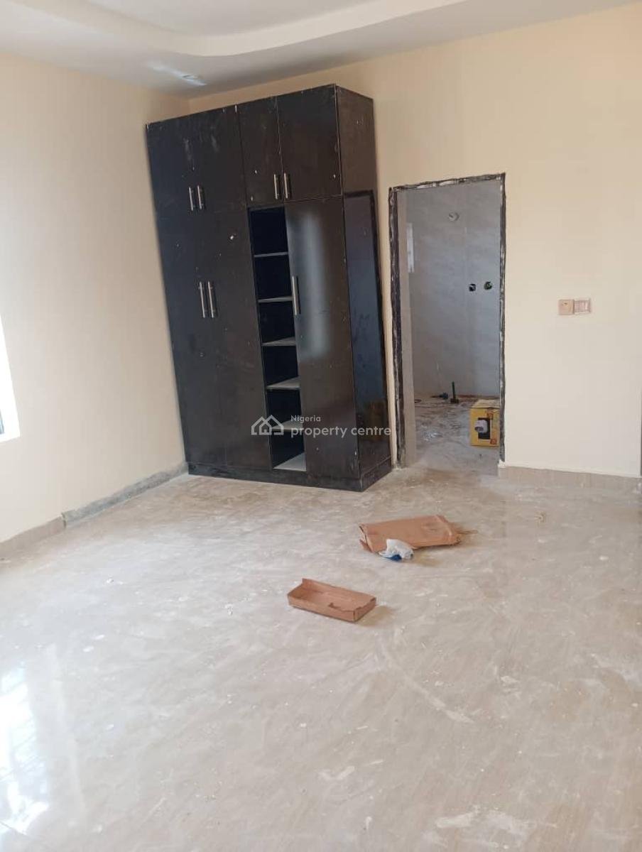 Newly Built 3 Bedroom Flat. Upstairs, Galadimawa, Abuja, Flat / Apartment for Rent