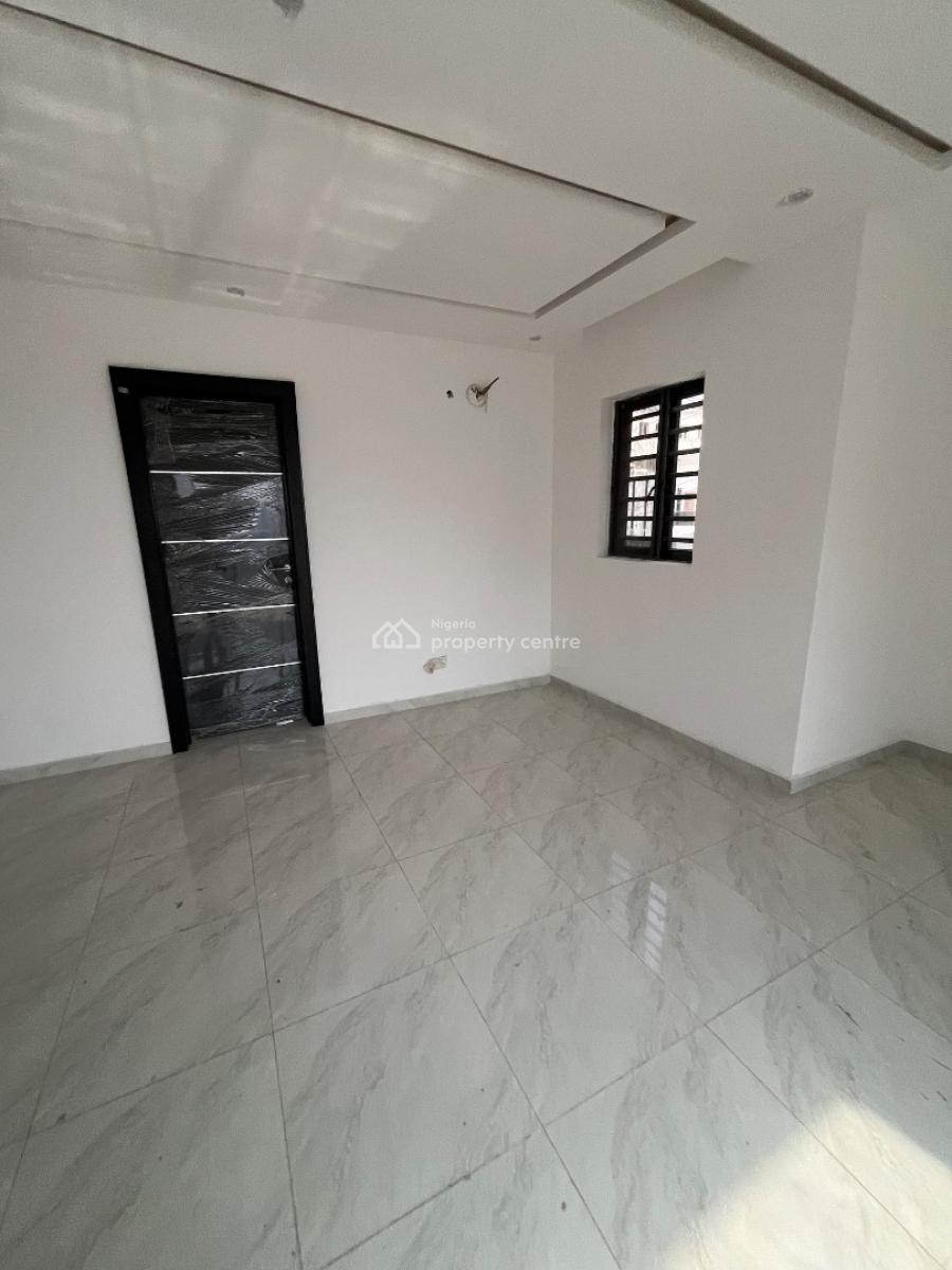 5bedroom Duplex with Bq, Ologolo, Lekki, Lagos, Terraced Duplex for Sale