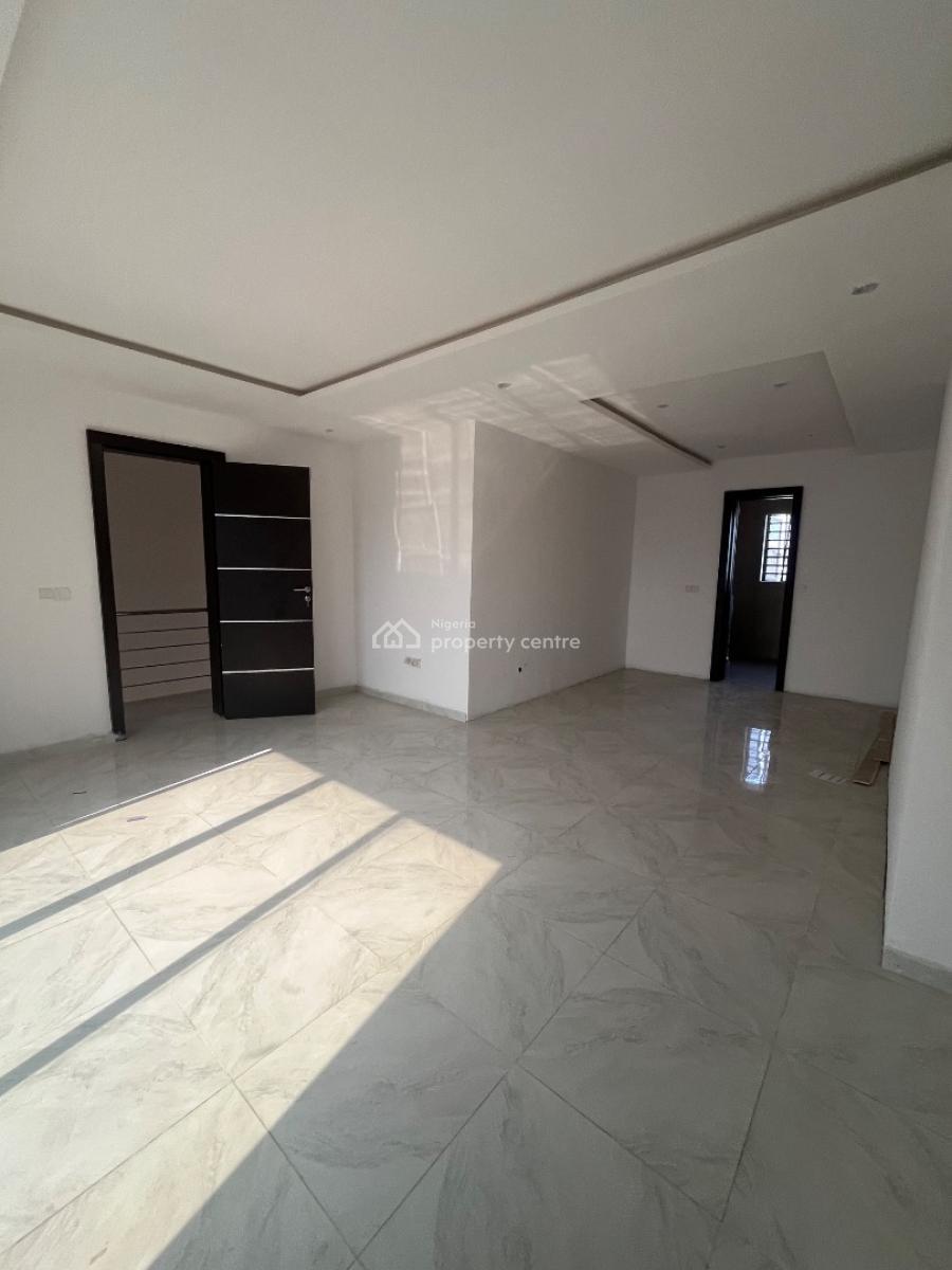 5bedroom Duplex with Bq, Ologolo, Lekki, Lagos, Terraced Duplex for Sale