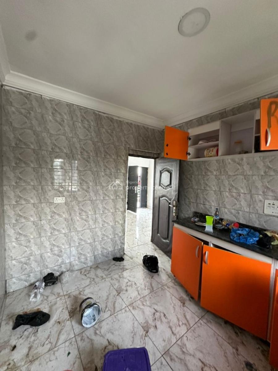 Very Spacious Mini Flat in a Serene Environment (upstairs), All Saints Estate, Ogombo, Ajah, Lagos, Mini Flat (room and Parlour) for Rent